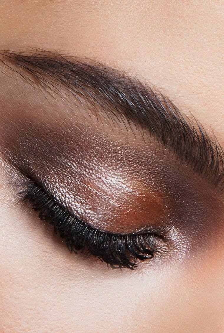 city-mini-palette-chill-brunch-neutrals-model