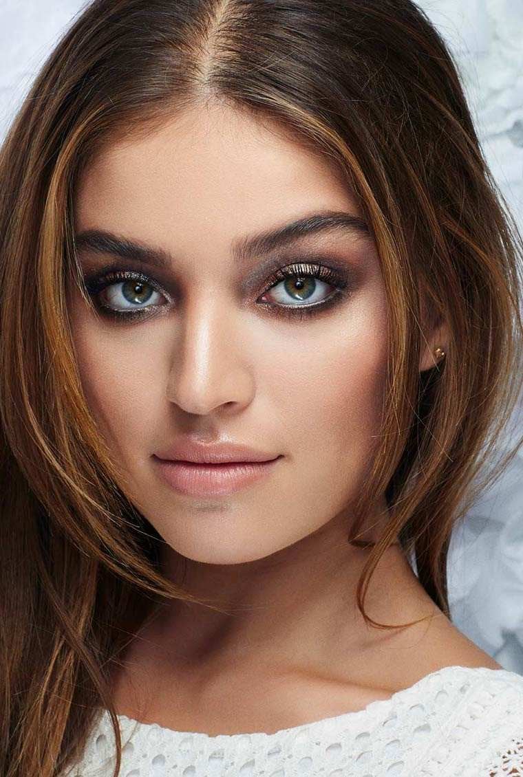 maybelline-eyes-city-mini-palette-chill-brunch-neutrals-beauty-1x1
