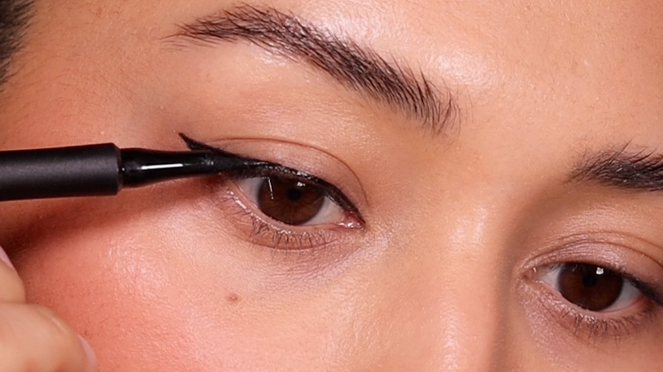 Very hotsell black eyeliner