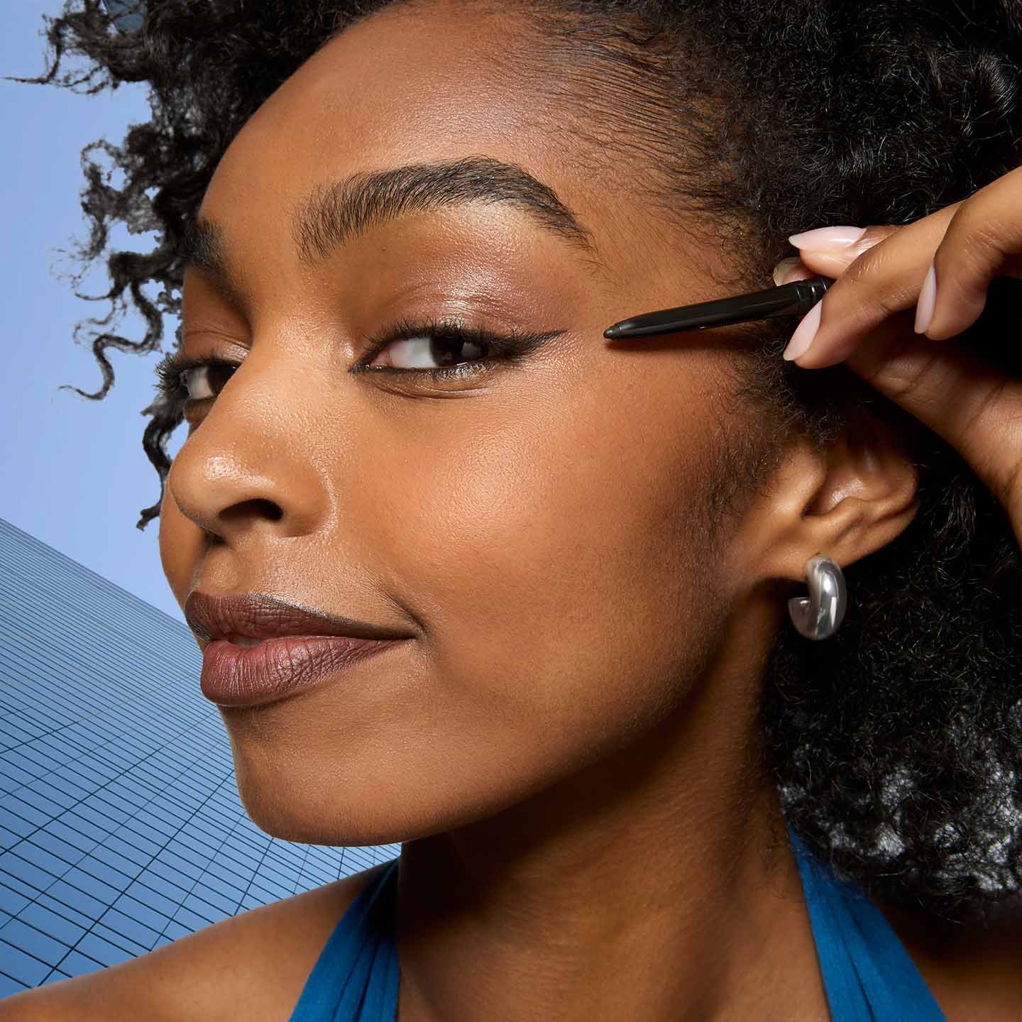maybelline unstoppable liner BTF carousel 3 application