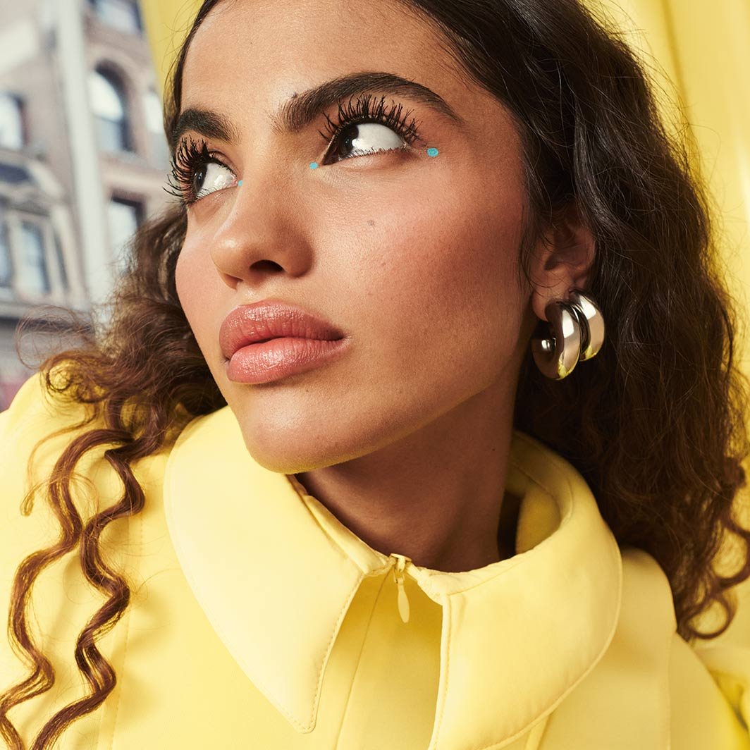 Colossal Bubble Waterproof Volumizing Mascara - Maybelline