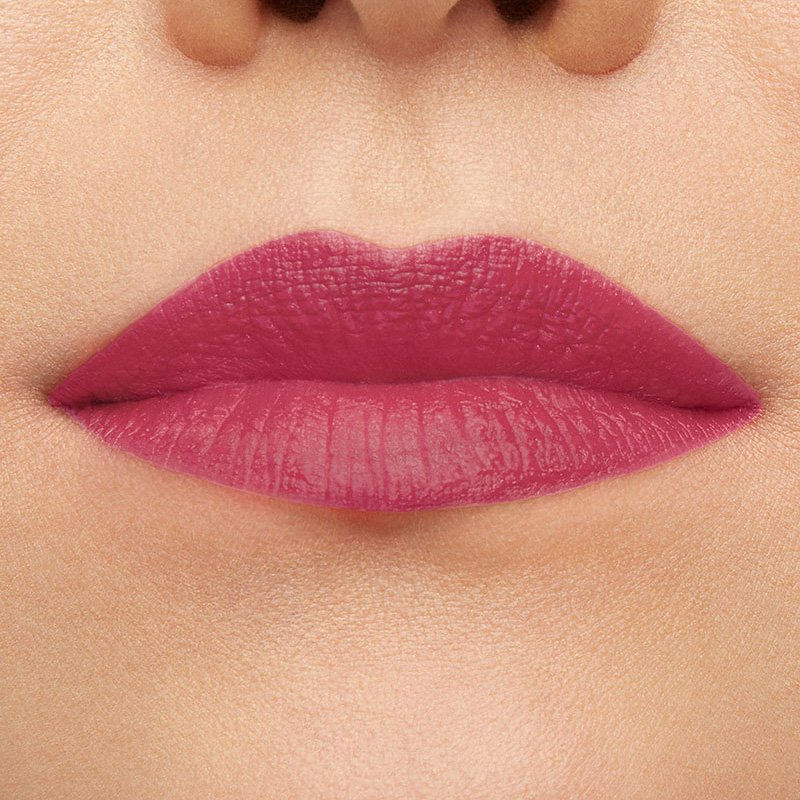 339326980 savant lightskintone2 lipmacro ssmatteink portrait 800x1067
