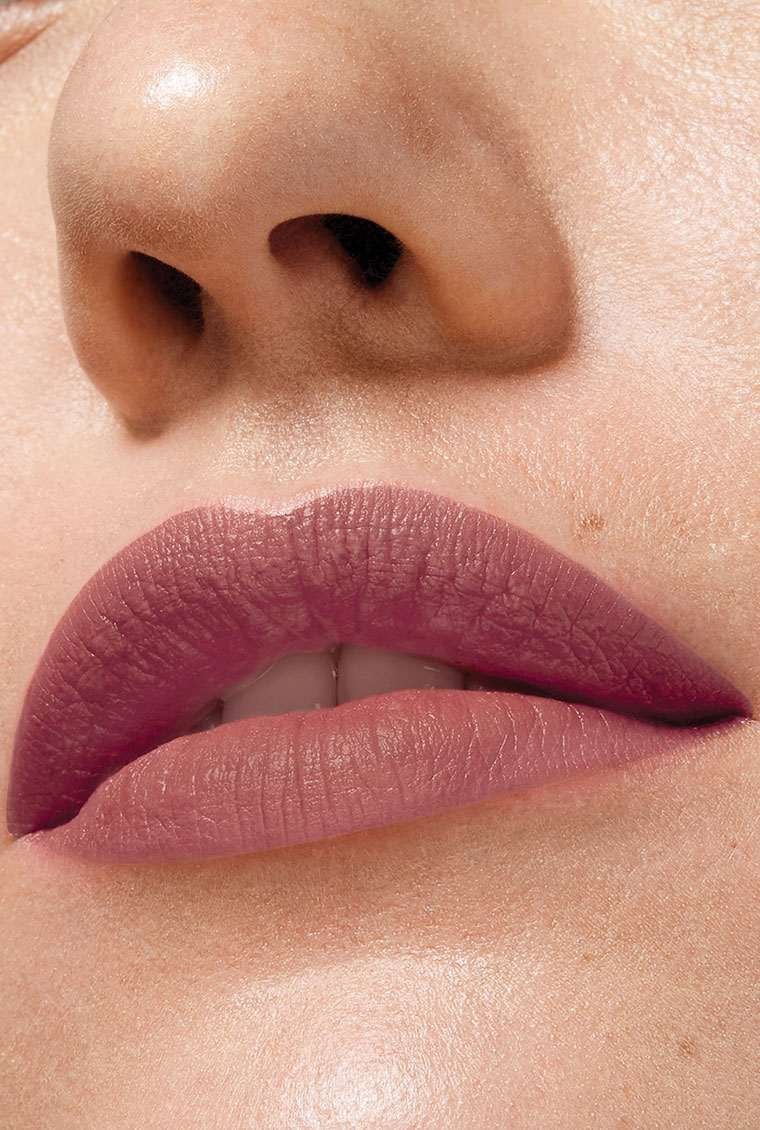 maybelline-ink-crayon-pinks-10-trust-your-gut-041554558760-light