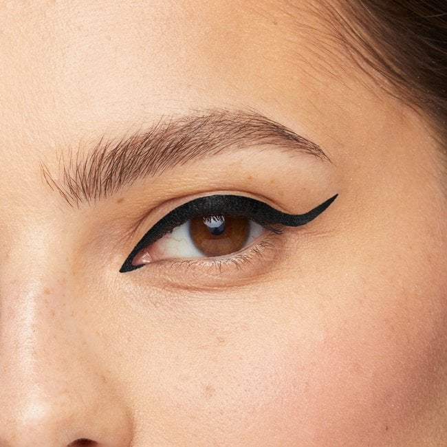 Classic Cat Eye Hero