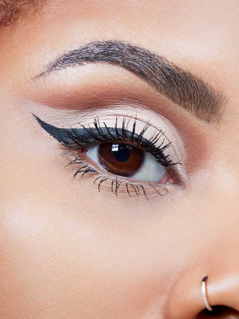 Cut crease sale eye
