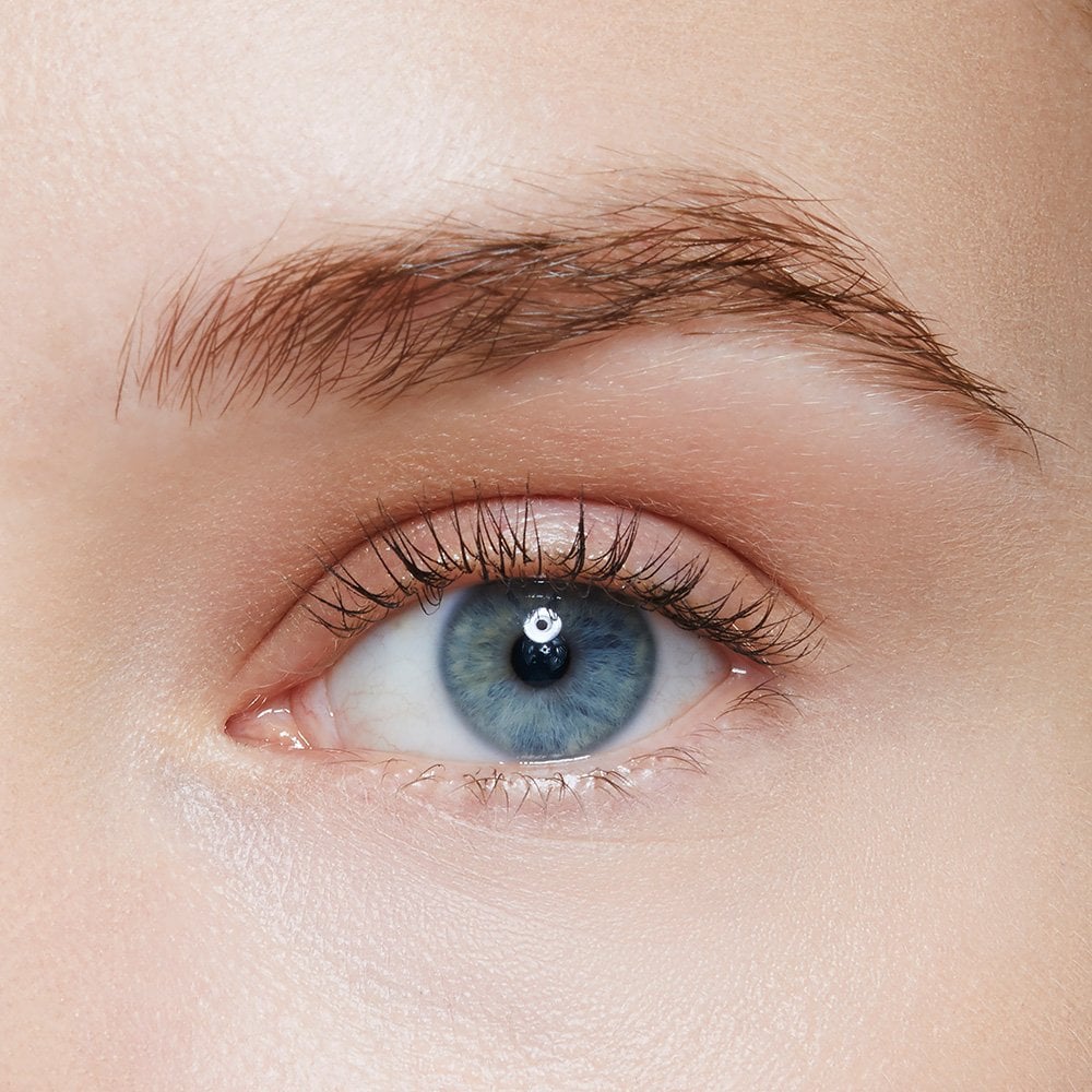 Blonde eyebrow before Brow Fast Sculpt eyebrow tinting makeup by Maybelline is applied.