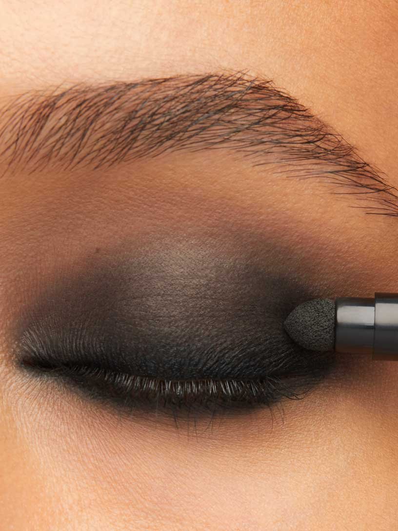 Smokey black eye hot sale makeup