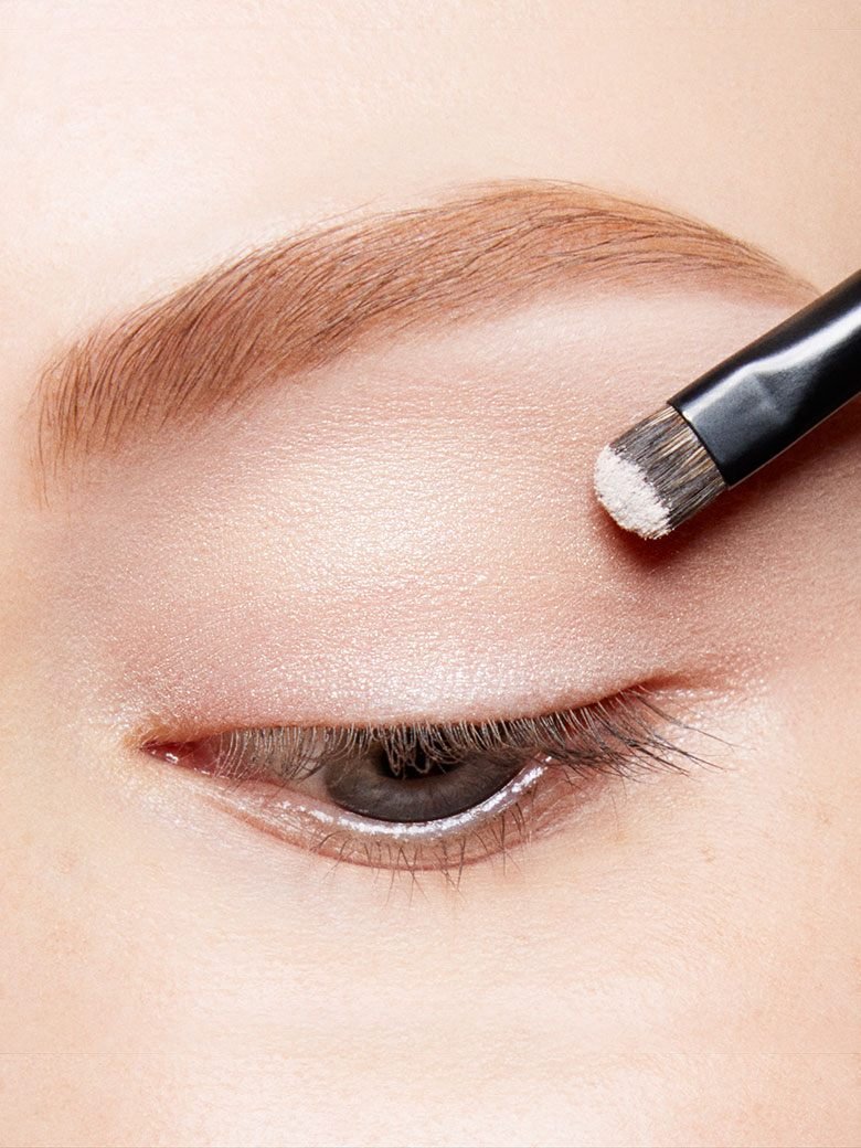 Natural Eyeshadow Tutorial | Makeup Tips | Maybelline