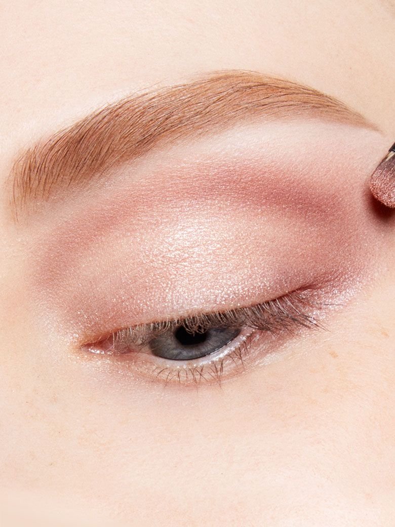 Natural eyeshadow discount look