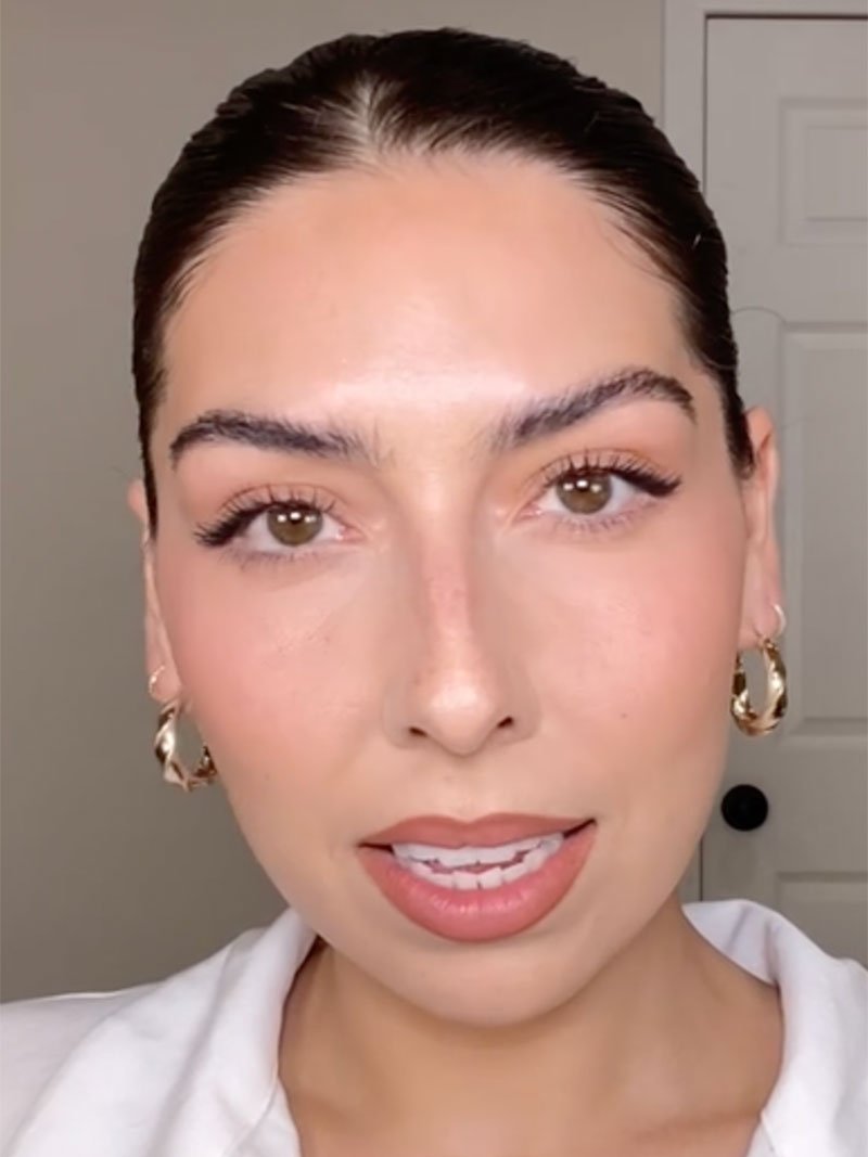 How to Use Brown Lip Liner for Iconic Nude Lips Maybelline