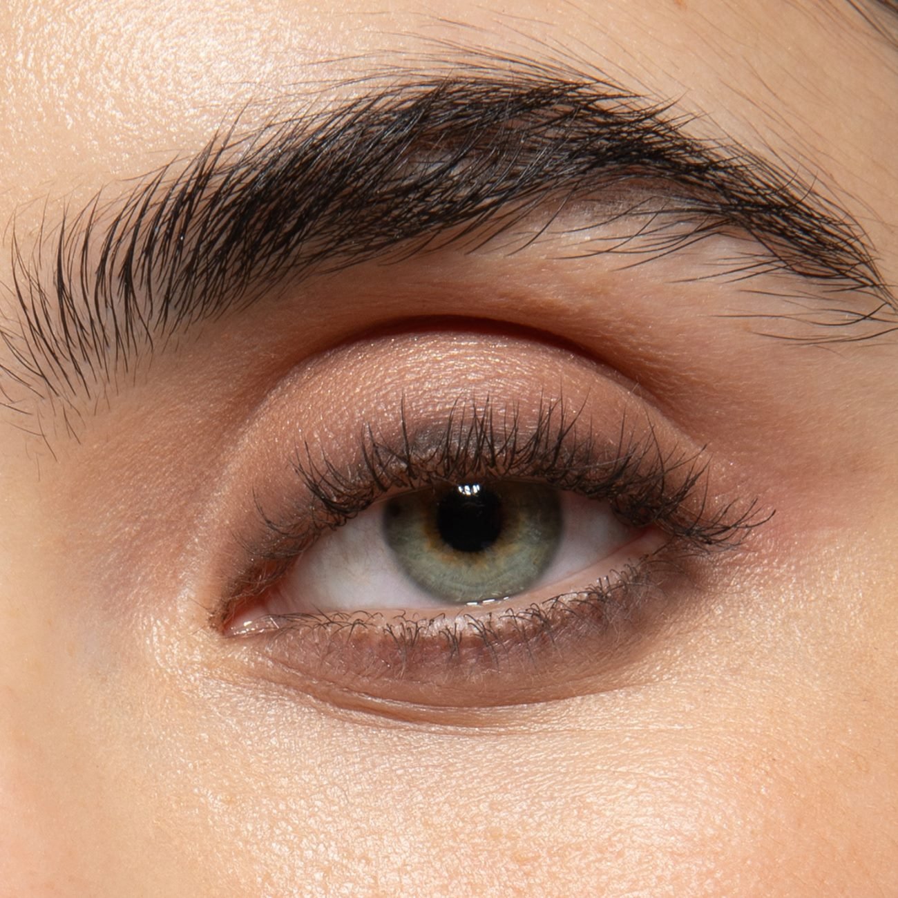 Best Eyeliner For Green Eyes Asset