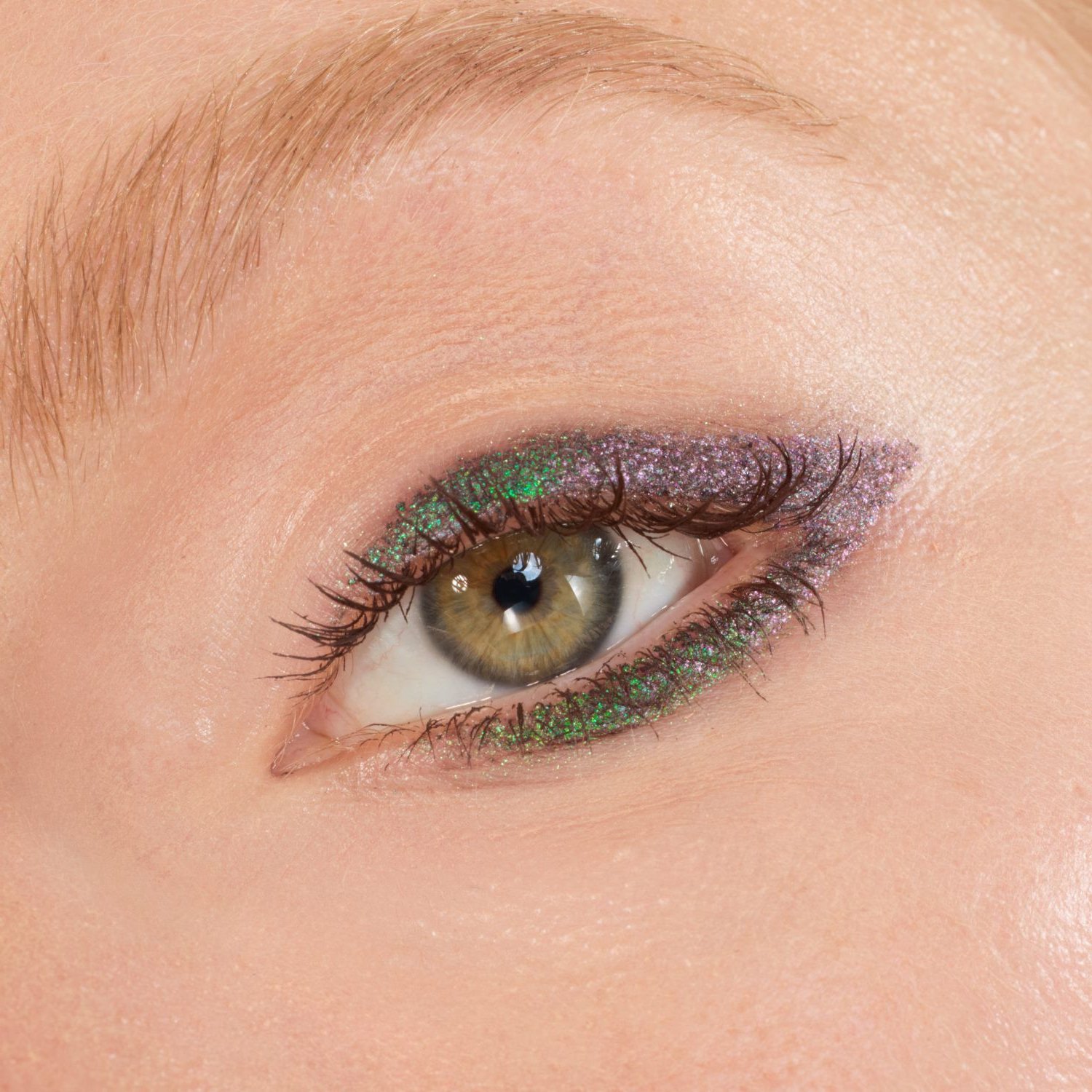 Best Eyeliner For Hazel Eyes Asset