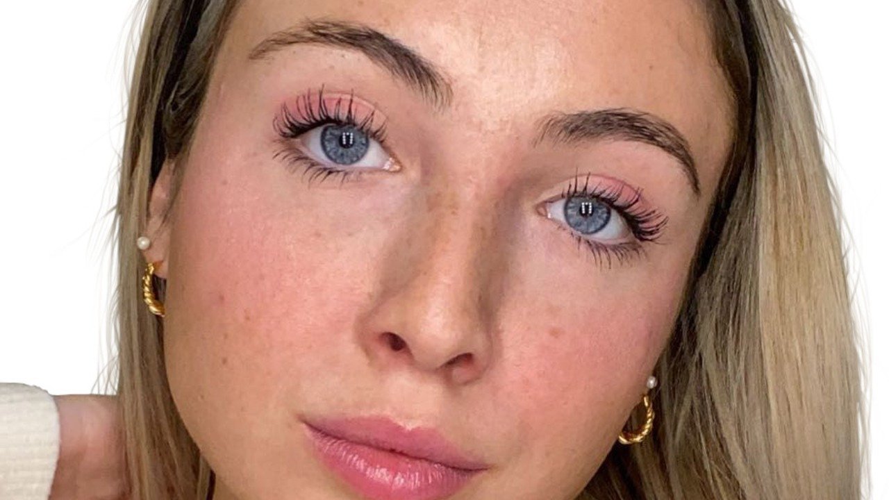Easy Glowing Makeup Look for Valentine s Day Maybelline