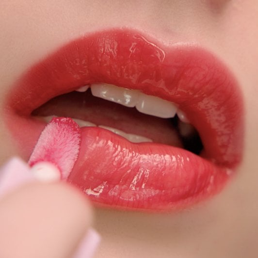 maybelline Lifter Plump Amberlie 530x530