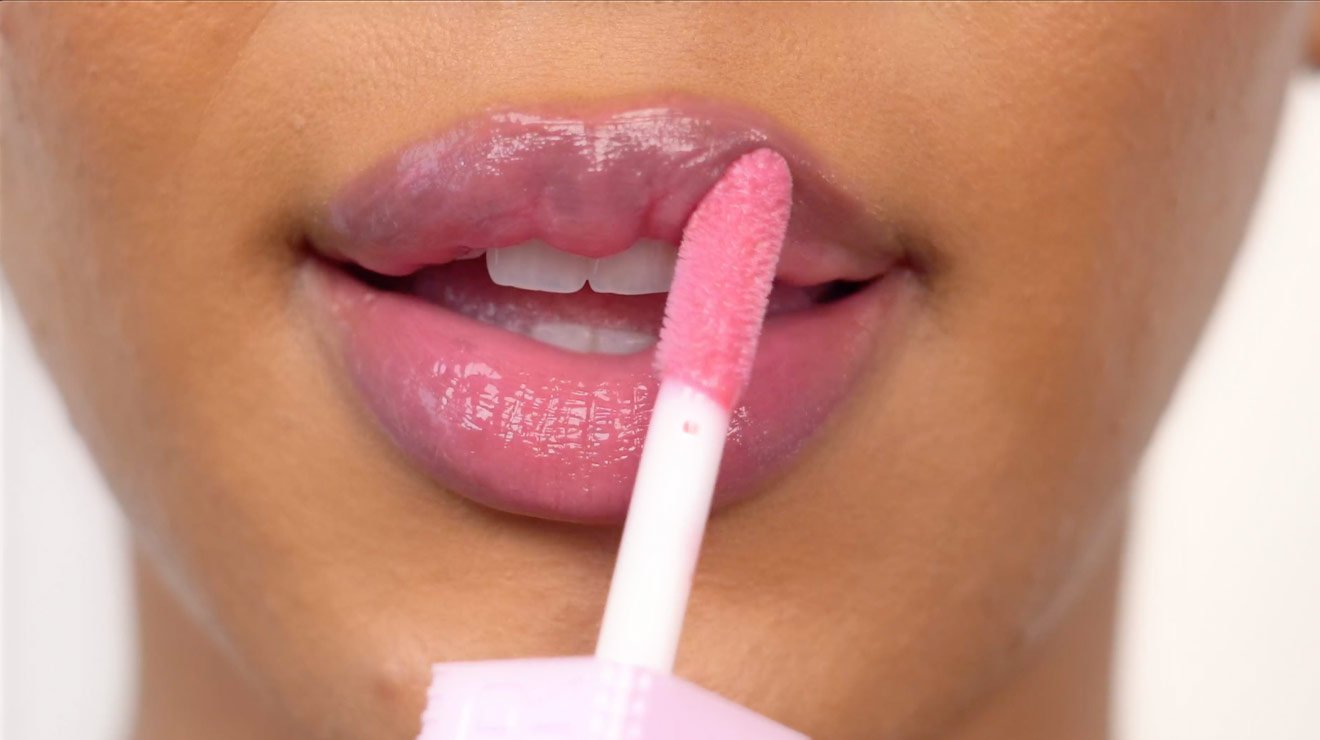 Lip Plumper Lifter Plump Gloss with Chili Pepper Maybelline