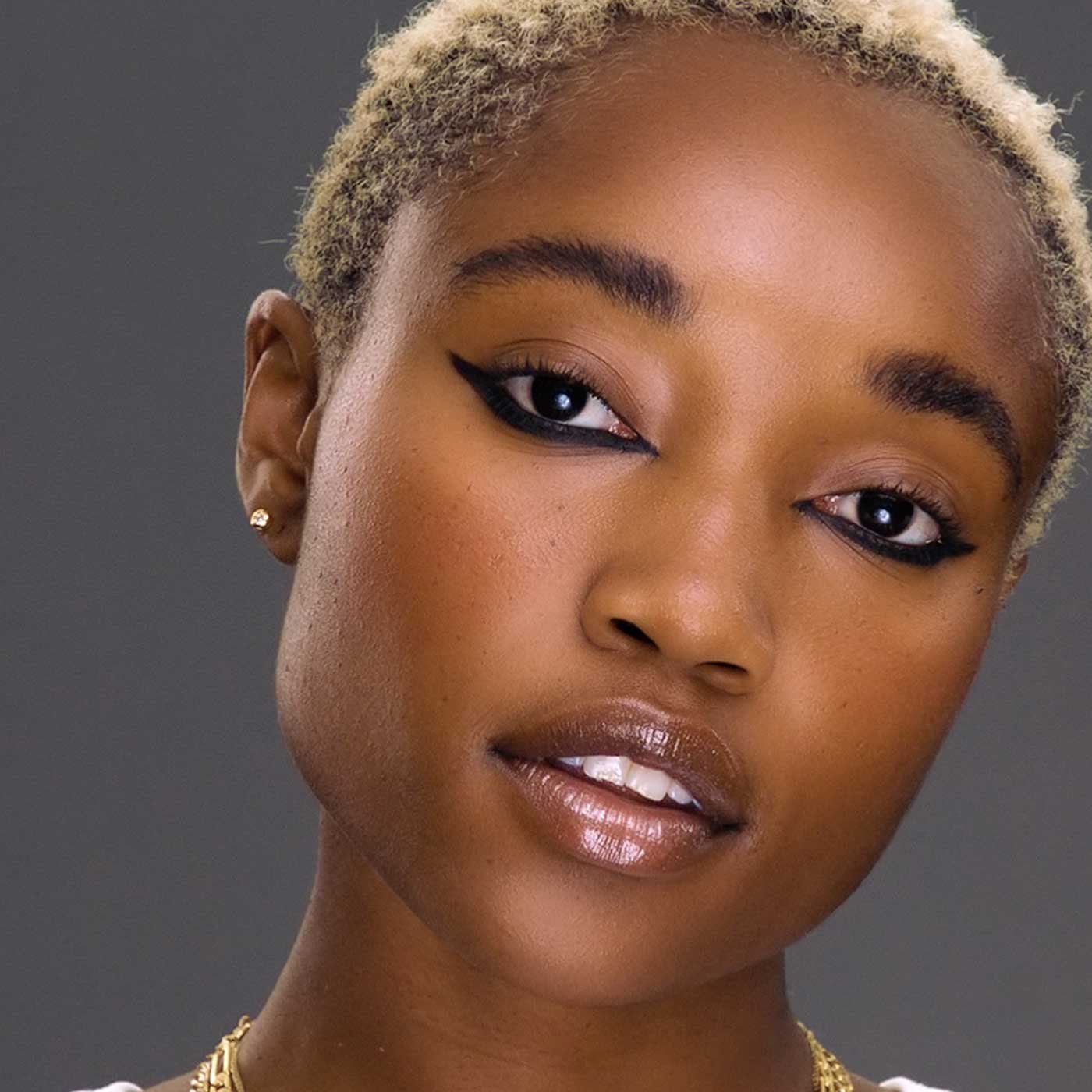 Our Makeup Artists Best Eyeliner Tutorials Maybelline